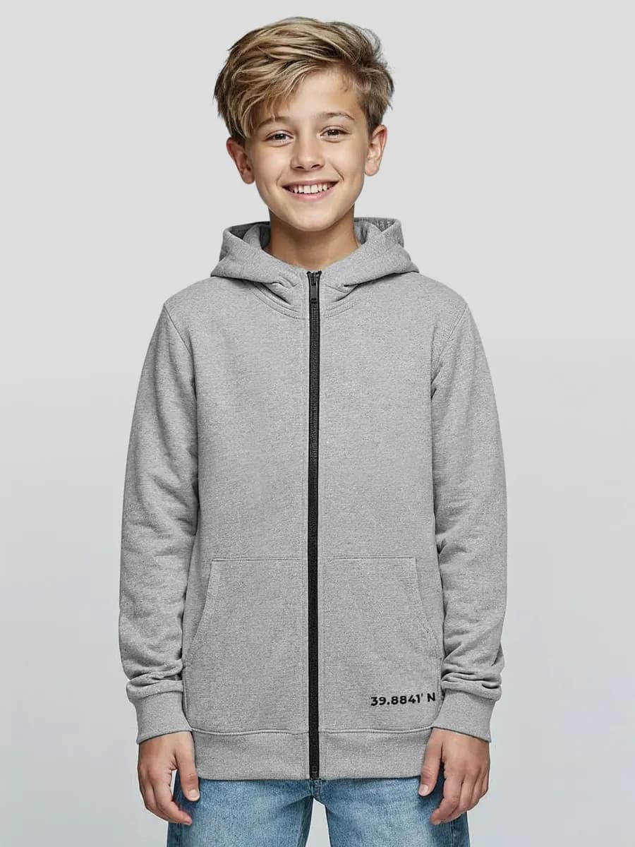Толстовка на молнии с капюшоном