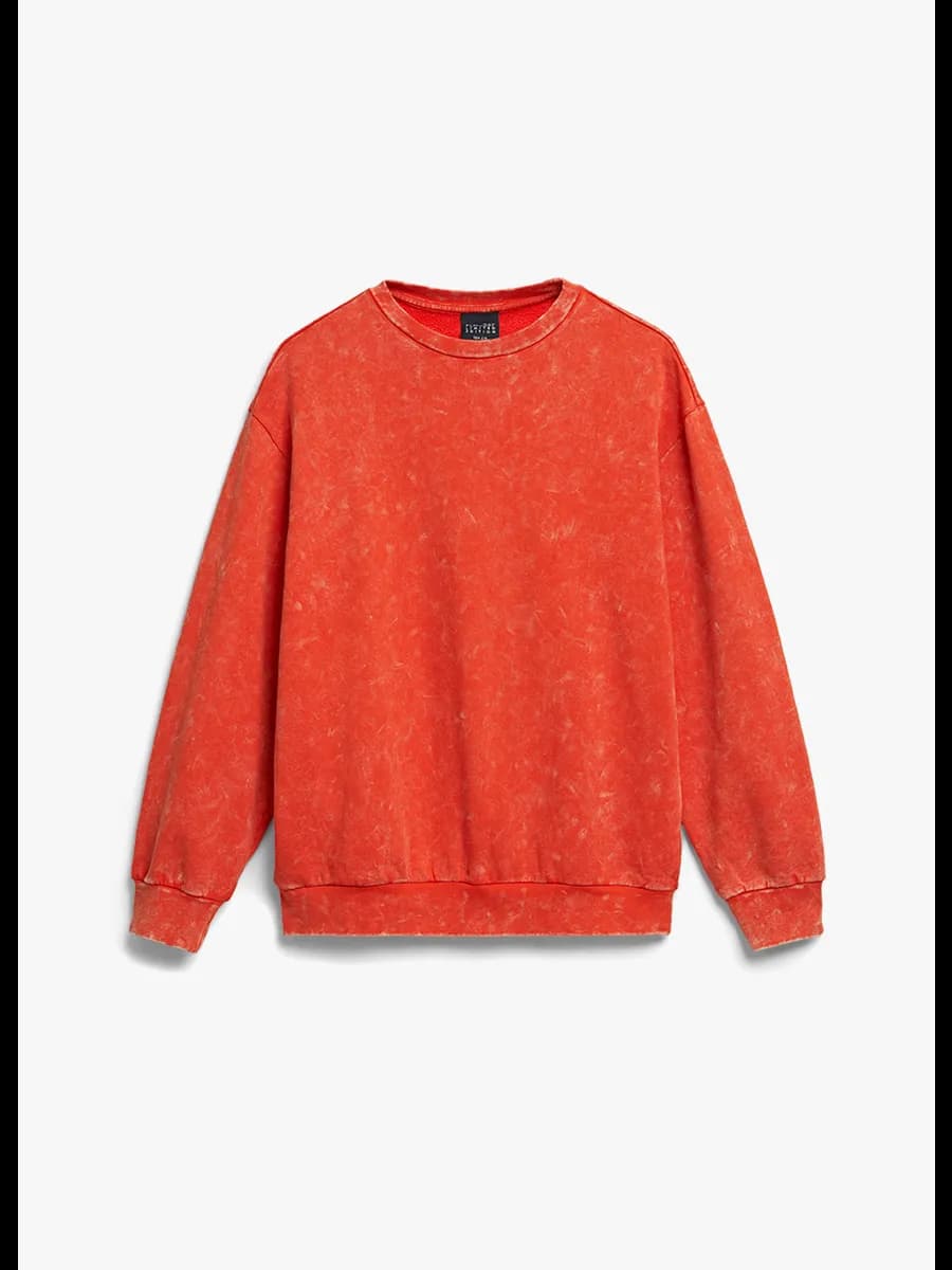 Толстовка красная с эффектом стирки