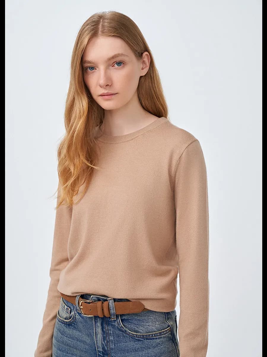 Джемпер бежевый