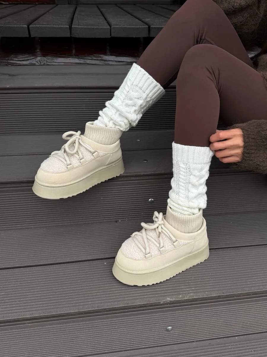 Угги женские зимние короткие на платформе