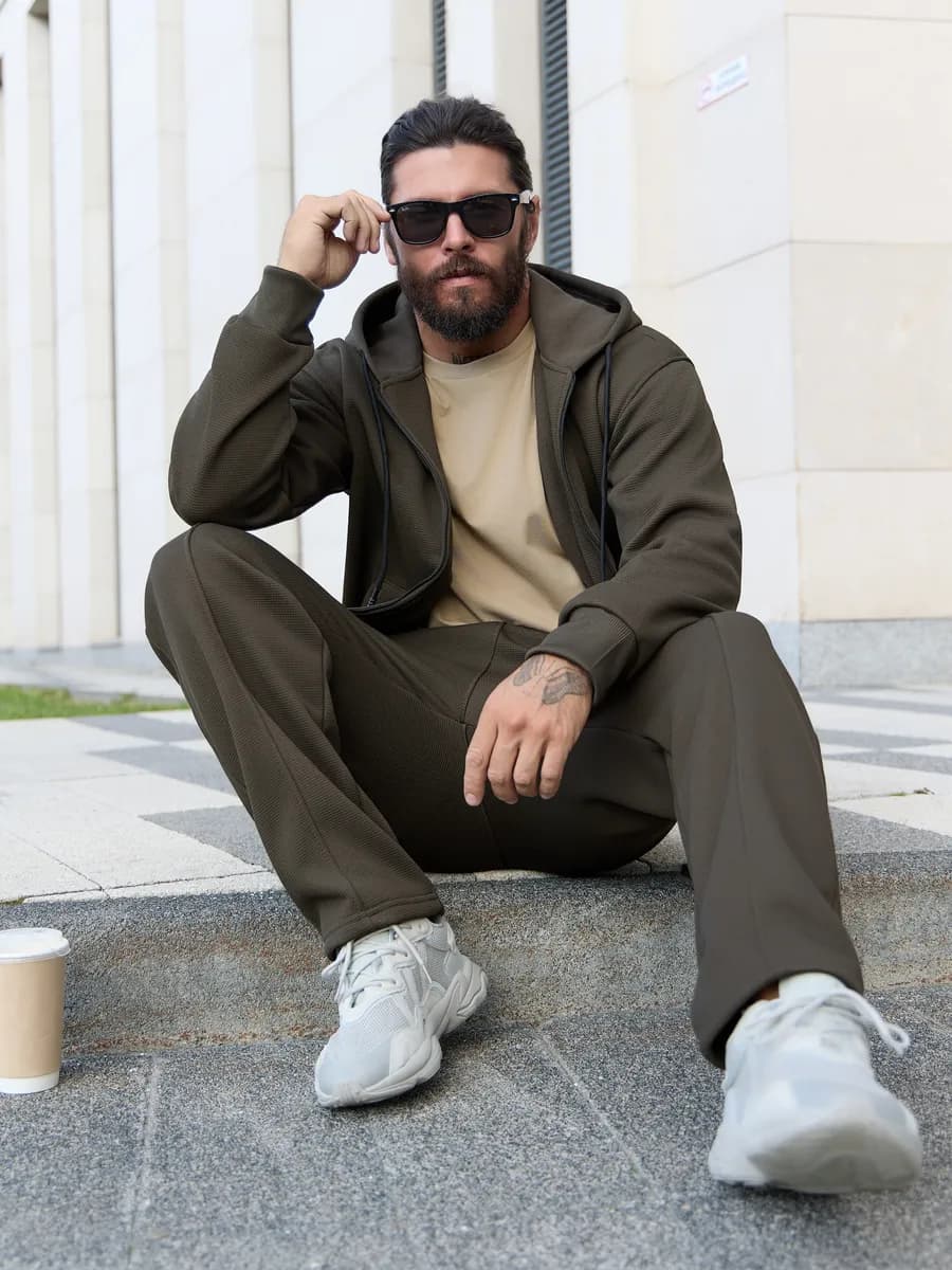 Спортивный мужской костюм теплый с начесом на молнии