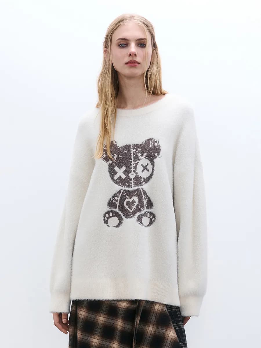 Джемпер вязаный пушистый с принтом - фото 1