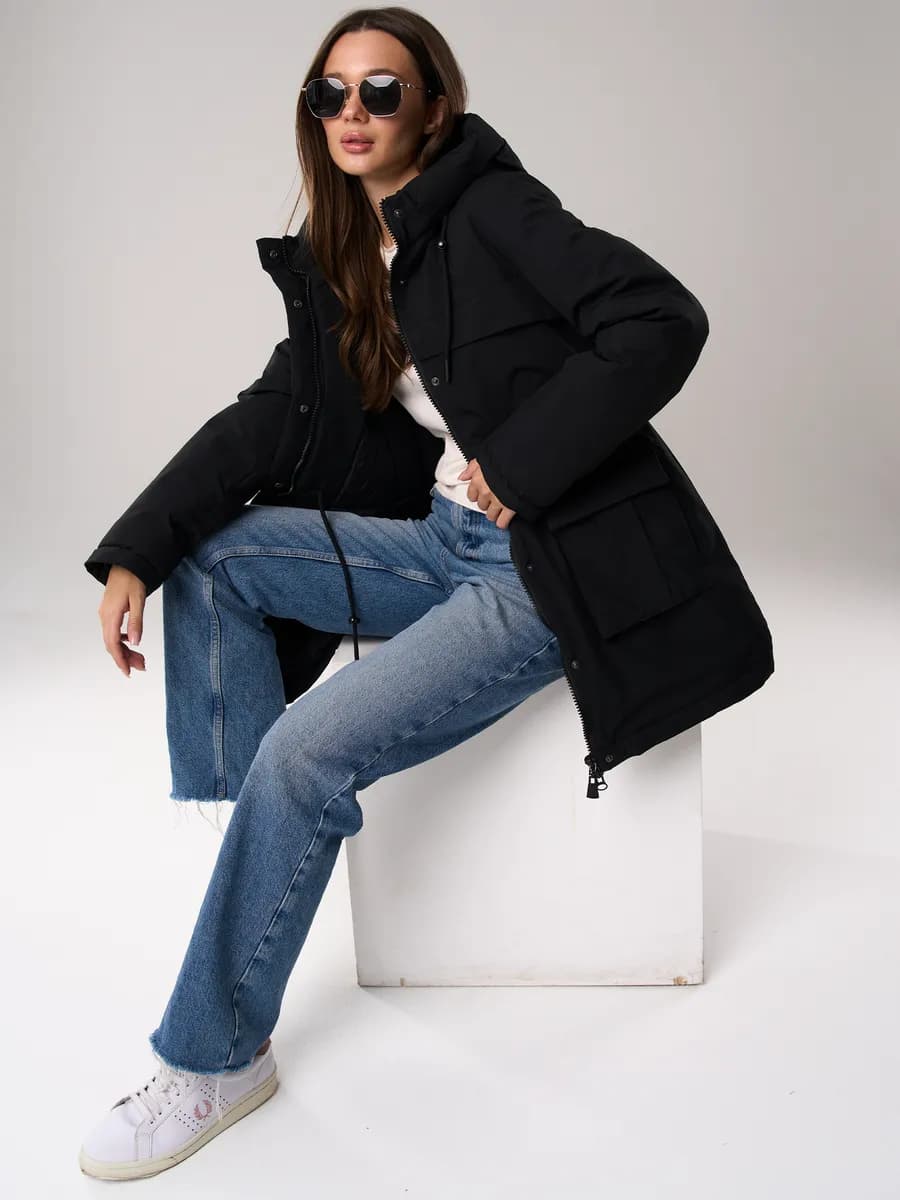 Куртка зимняя с капюшоном удлиненная