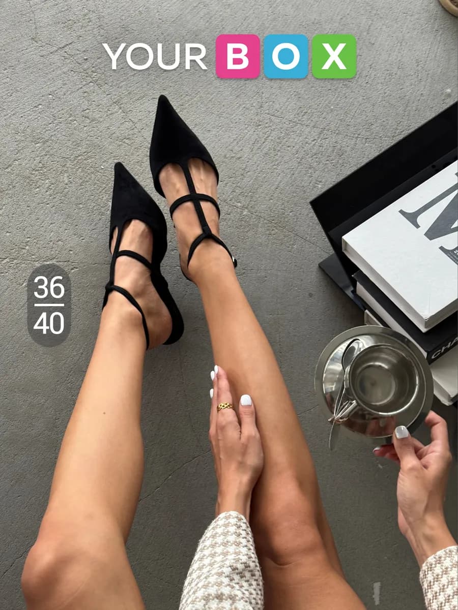 Туфли лодочки на низком каблуке вечерние