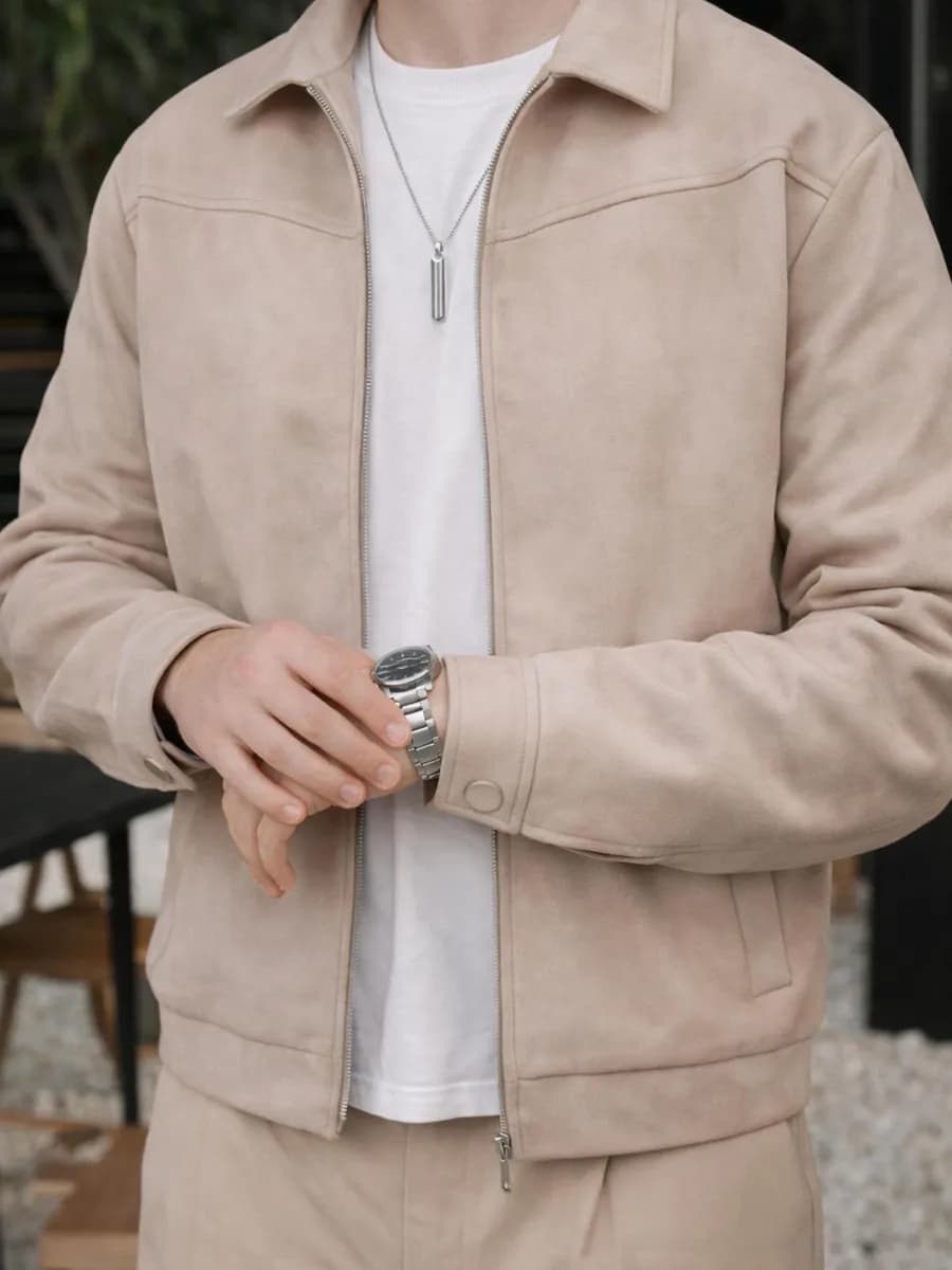 Бомбер утепленный зимний old money