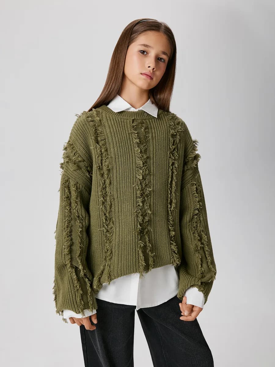 Джемпер вязаный с декором резаных нитей