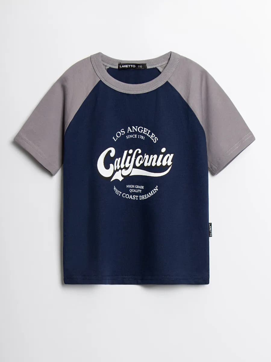 Спортивная футболка для мальчика