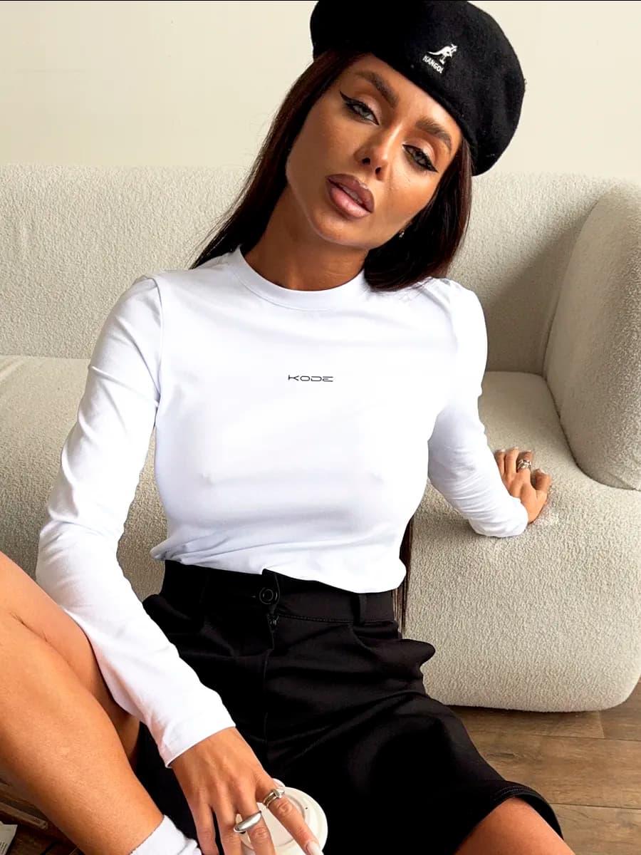 Лонгслив облегающий базовый белый