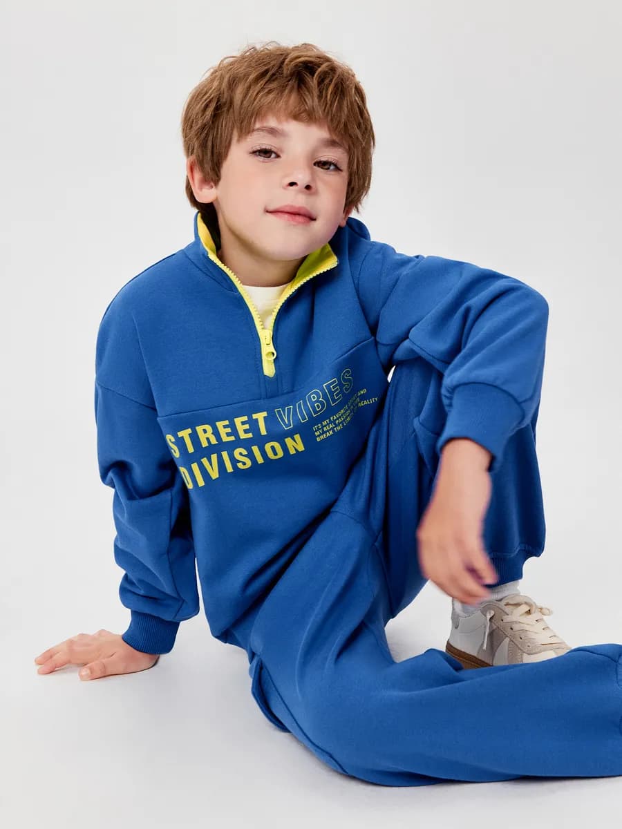 Свитшот на молнии с начесом