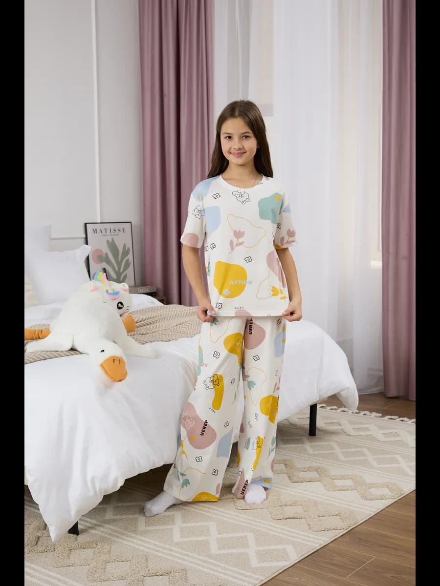 Пижама со штанами и футболкой для подростка