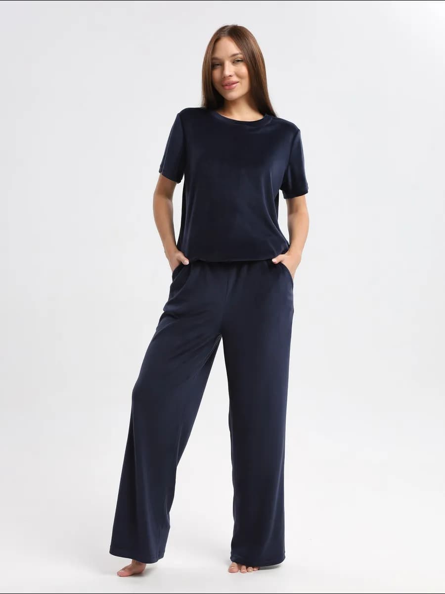 Костюм домашний с брюками велюровый