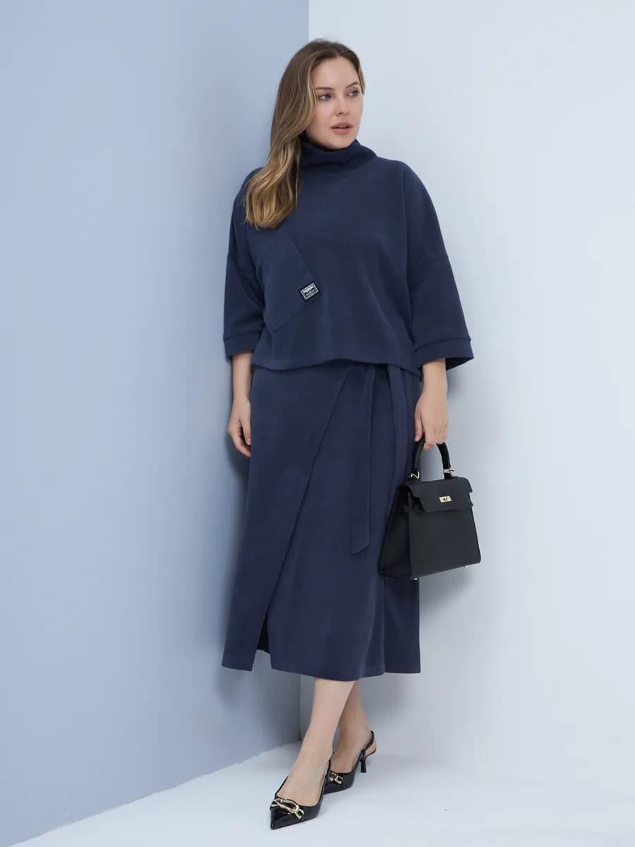 Костюм с юбкой офисный