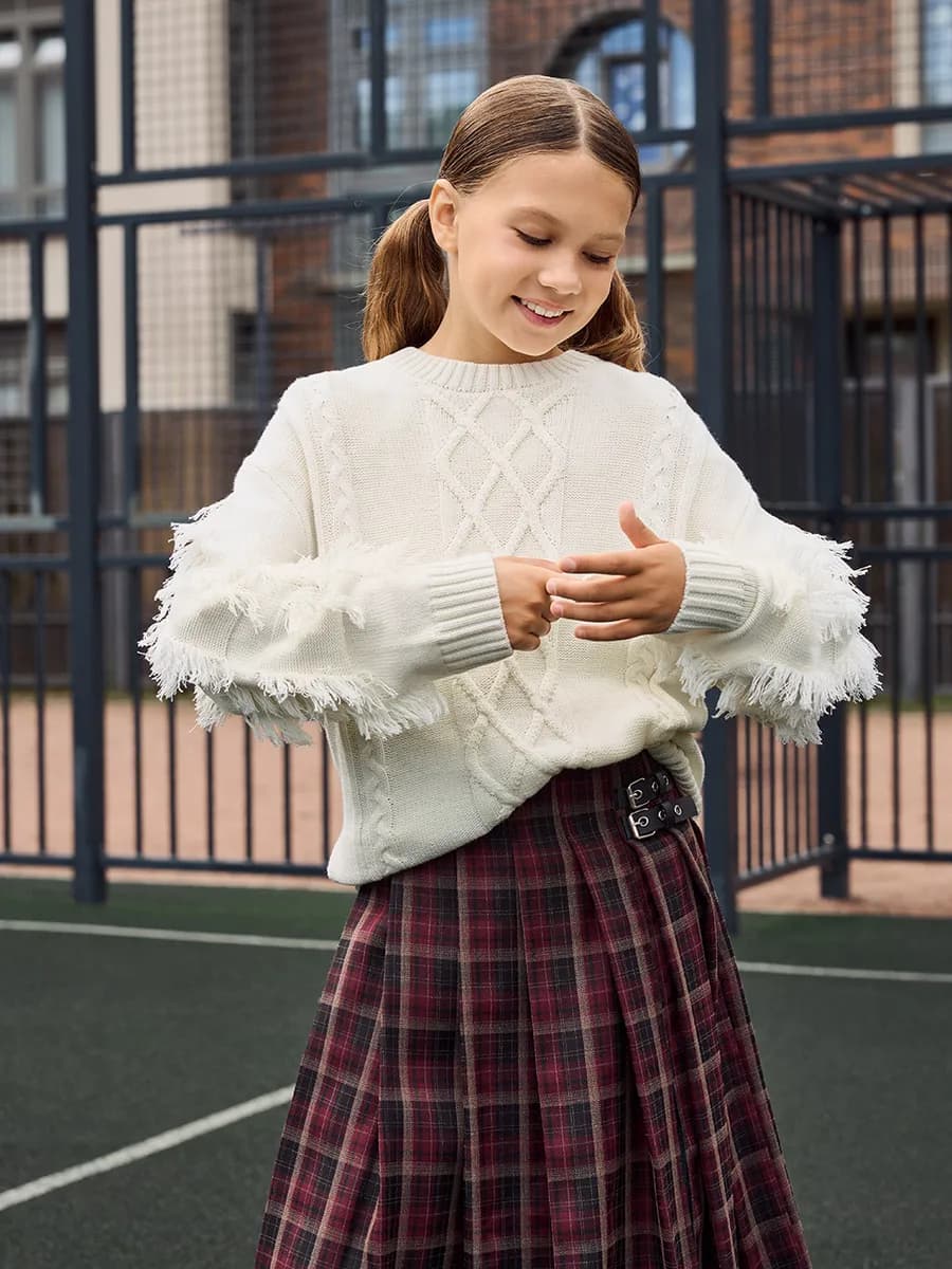 Джемпер вязаный с декорированными рукавами