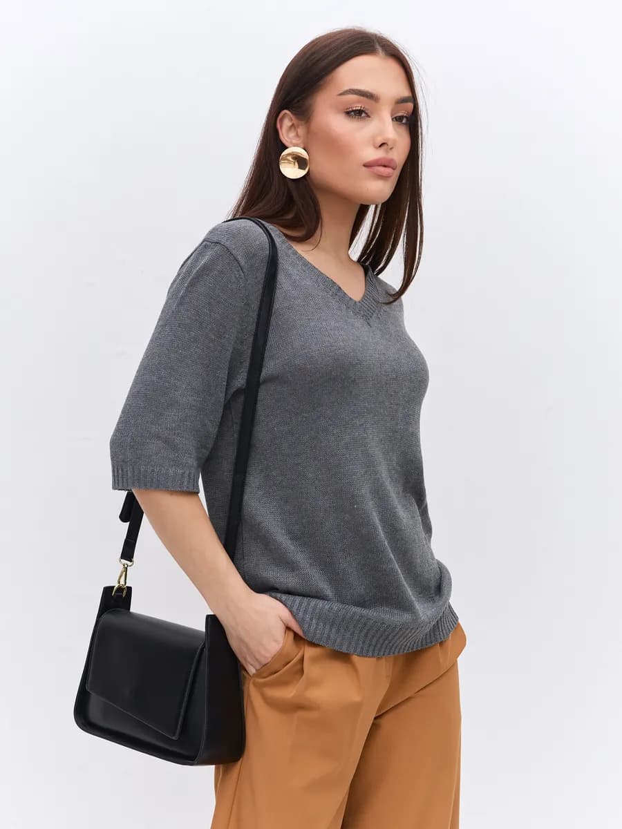 Джемпер кофта с коротким рукавом и вырезом V