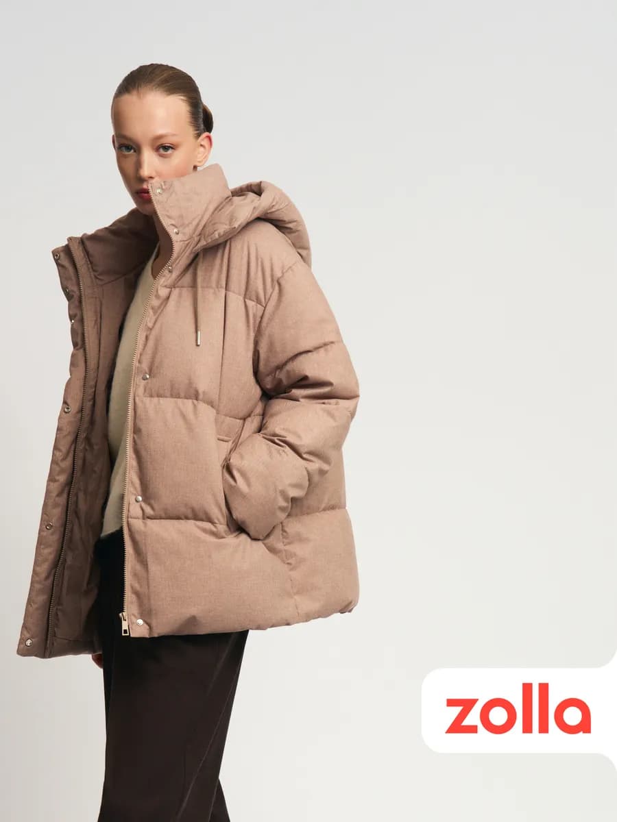 Тёплая женская дутая куртка с капюшоном