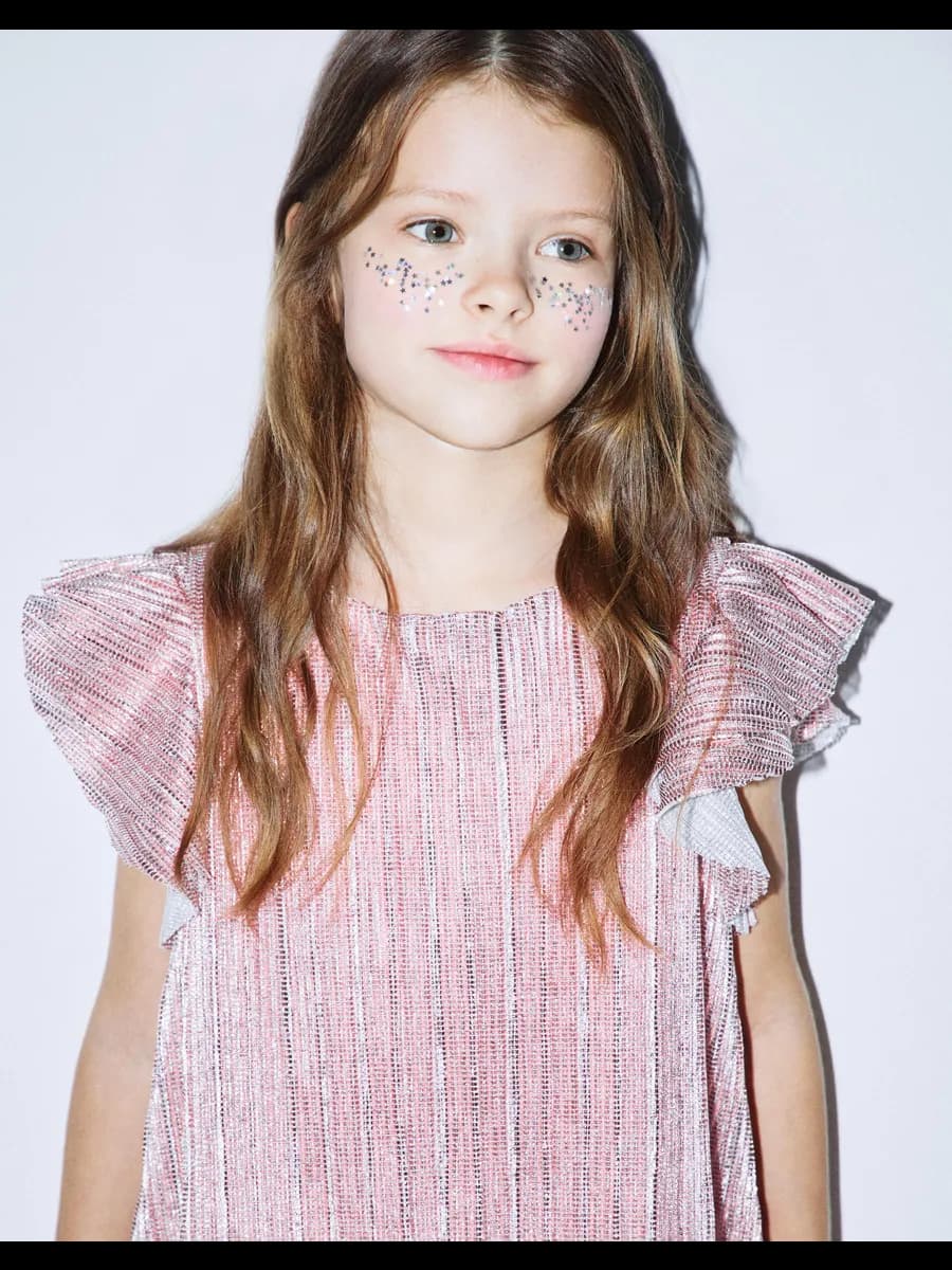 Розовое платье с рукавами-крылышками - фото 1