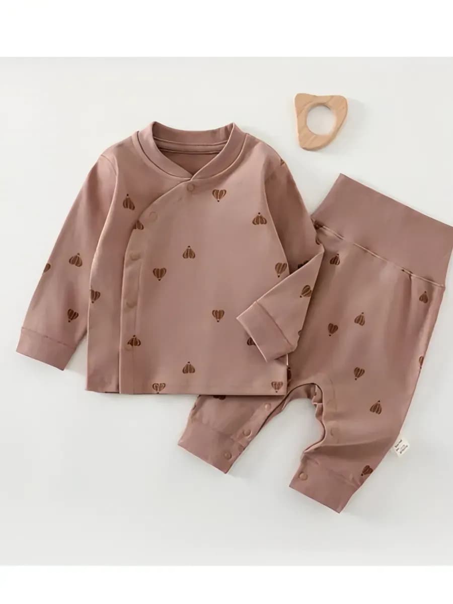 костюм для новорожденного малыша