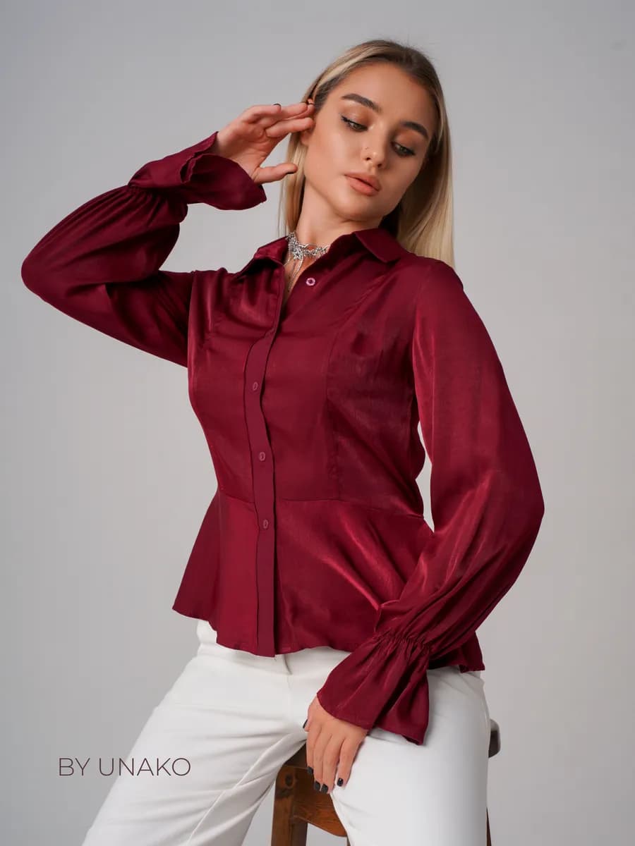 Рубашка приталенная баска