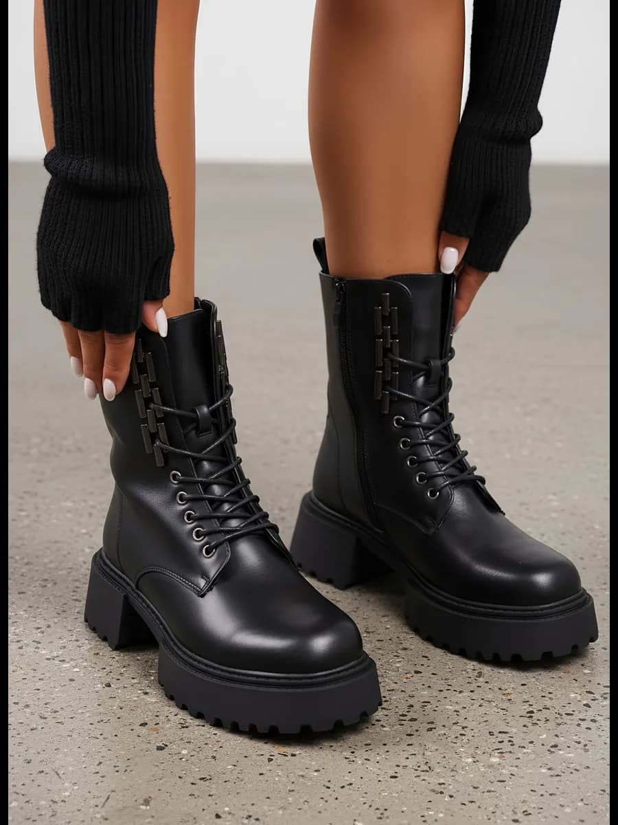 Ботинки зимние на платформе с мехом