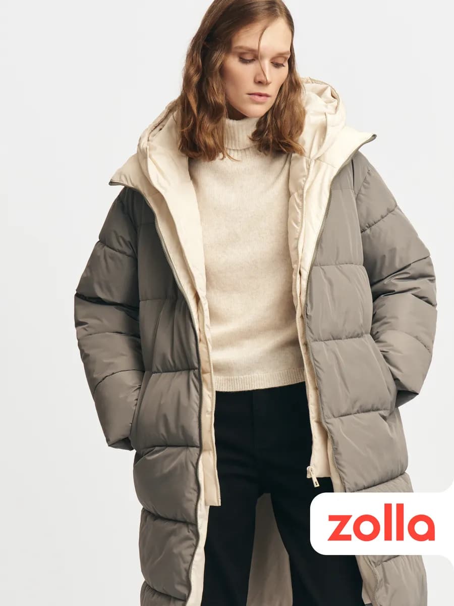 Тёплая женская куртка-пальто с капюшоном