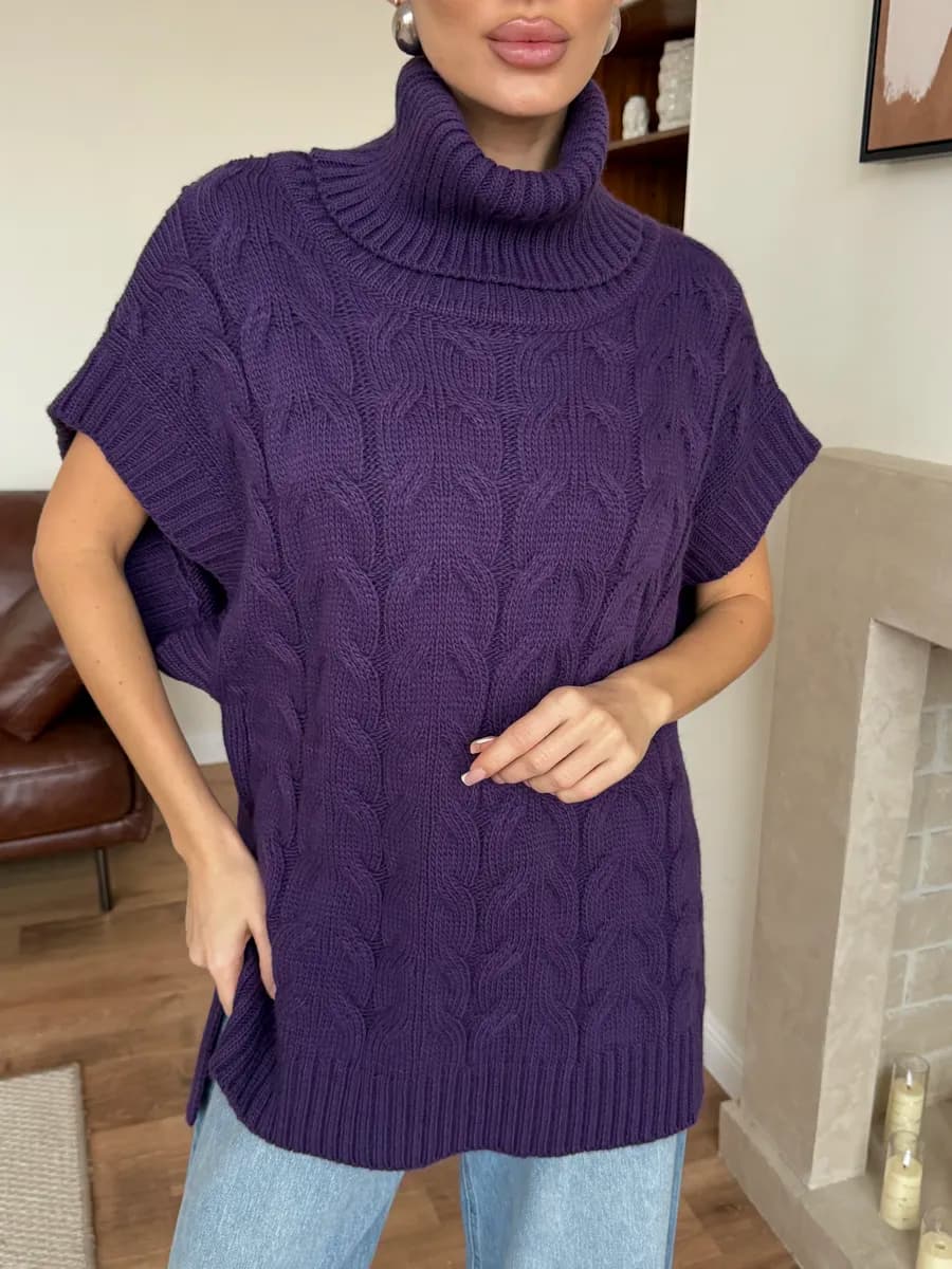 Вязаный жилет теплый