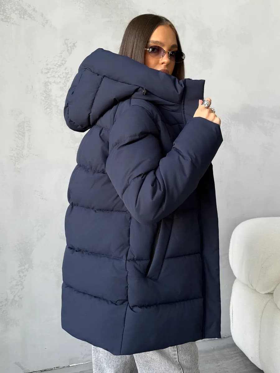 Куртка зимняя удлиненная с капюшоном