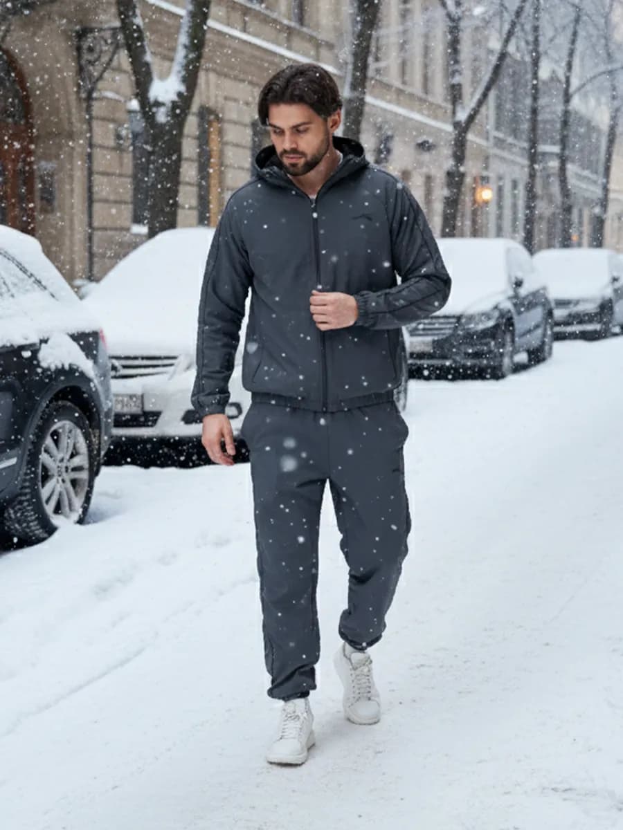 Спортивный костюм теплый на молнии