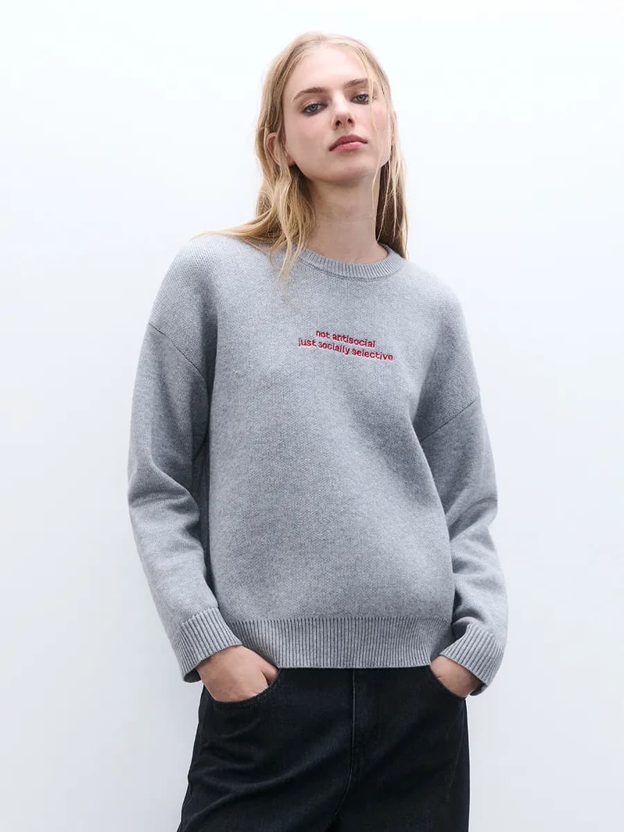 Джемпер вязаный с надписью