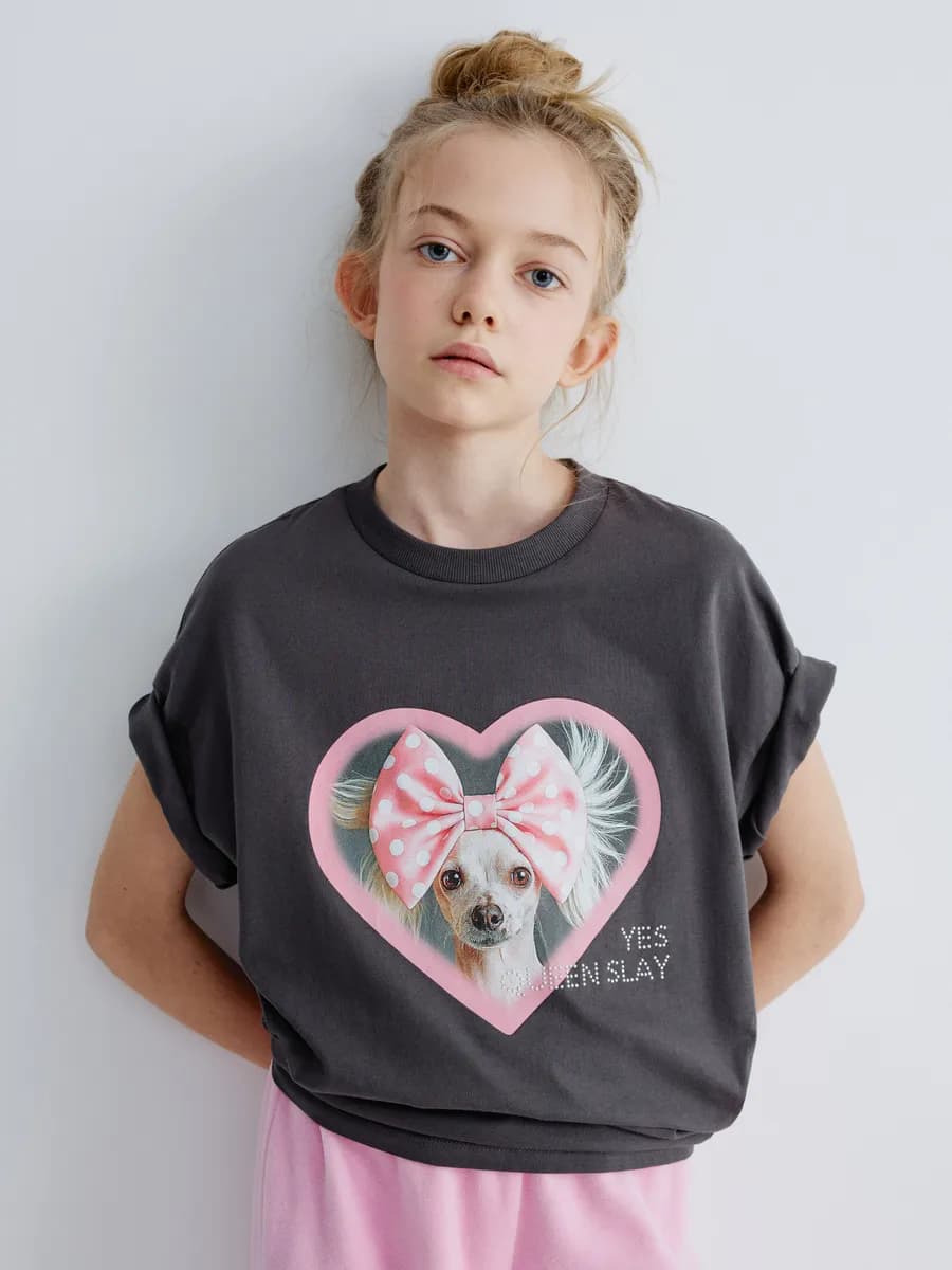 Футболка оверсайз хлопковая новогодняя с принтом и стразами