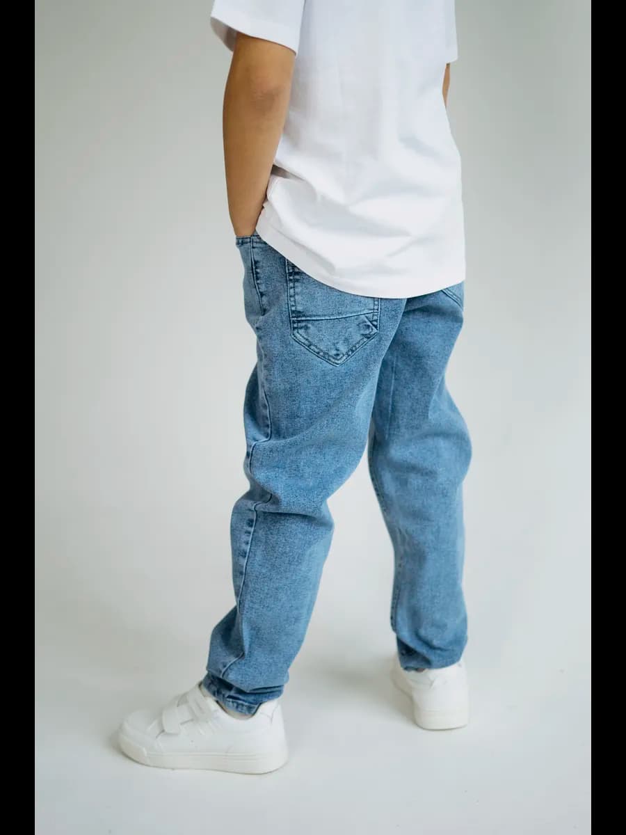 Джинсы на резинке прямые детские
