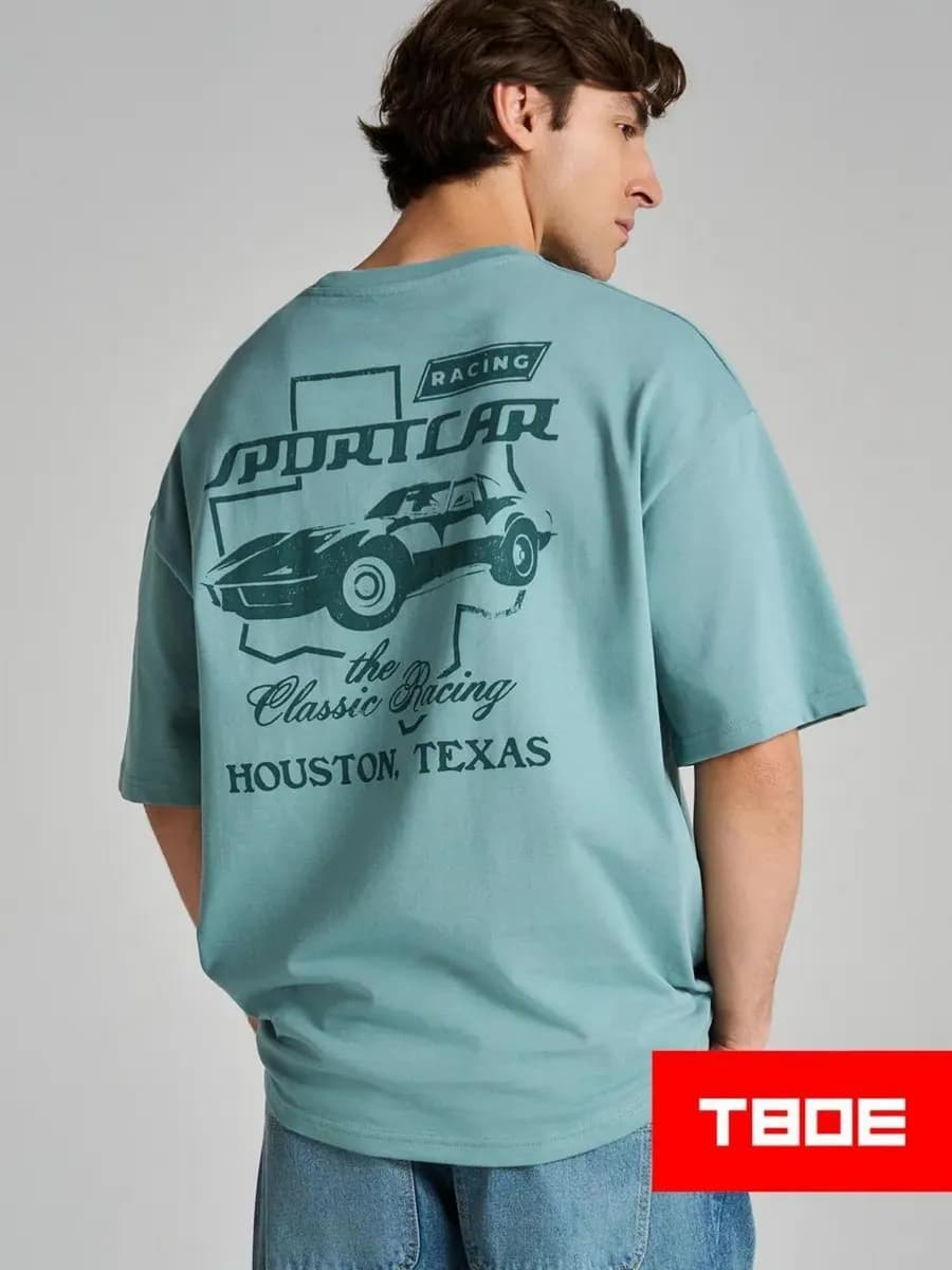 Футболка оверсайз с принтом на спине