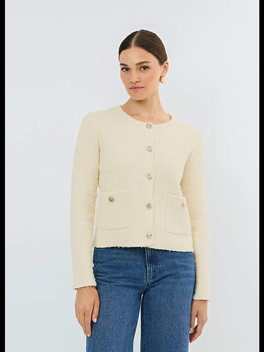 Укороченный кардиган из махровой пряжи