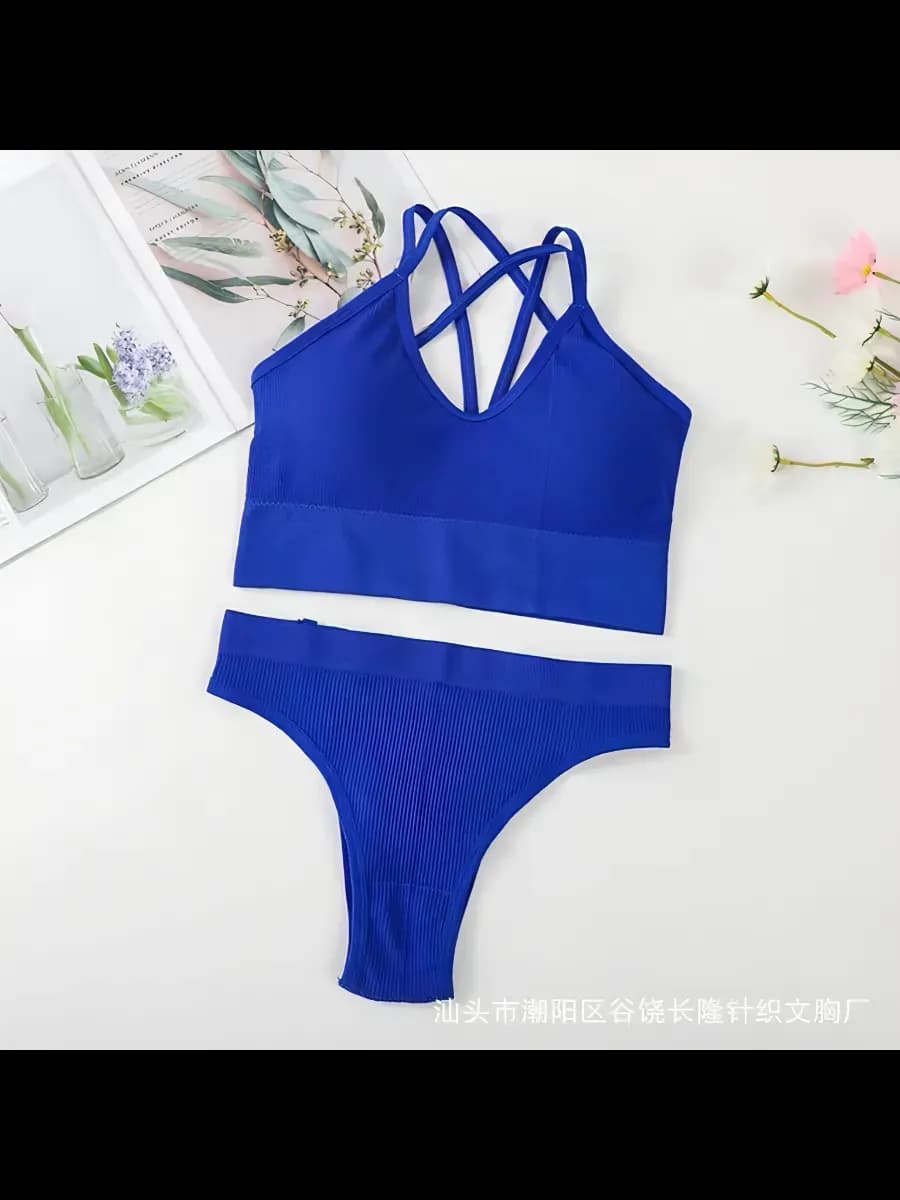 Нижнее белье комплект бесшовное спортивное топ трусы