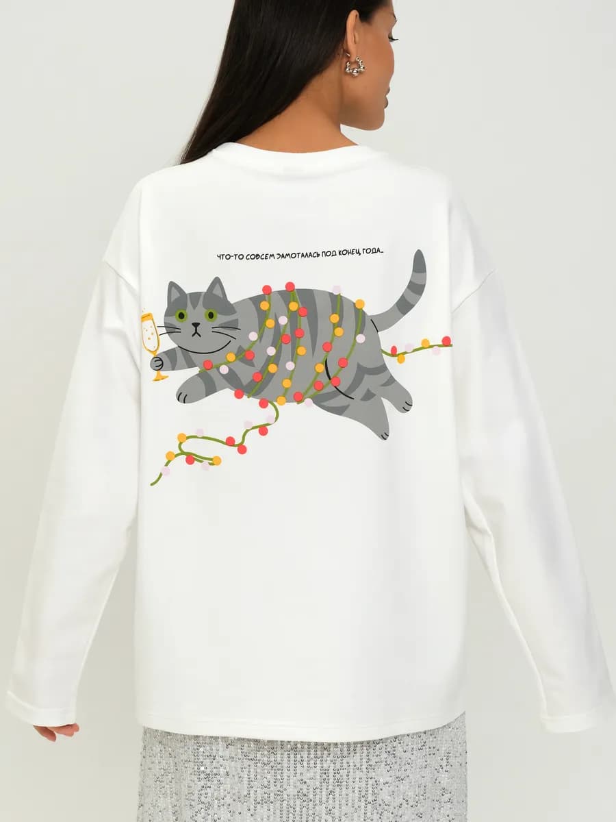 Лонгслив оверсайз новогодний с принтом кошка Замоташка - фото 1