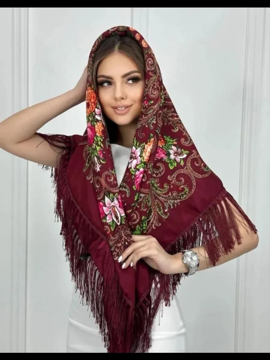 Платок с бахромой