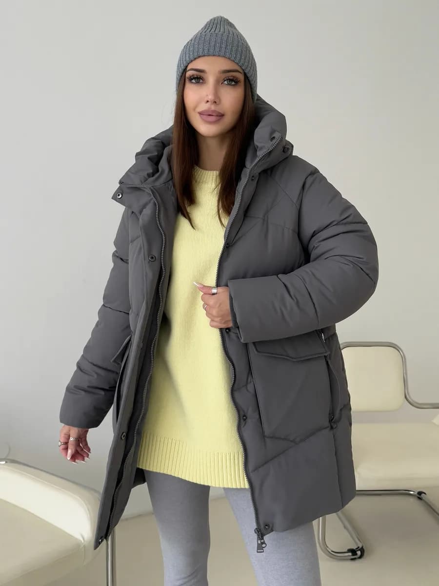 Пуховик зимний с капюшоном