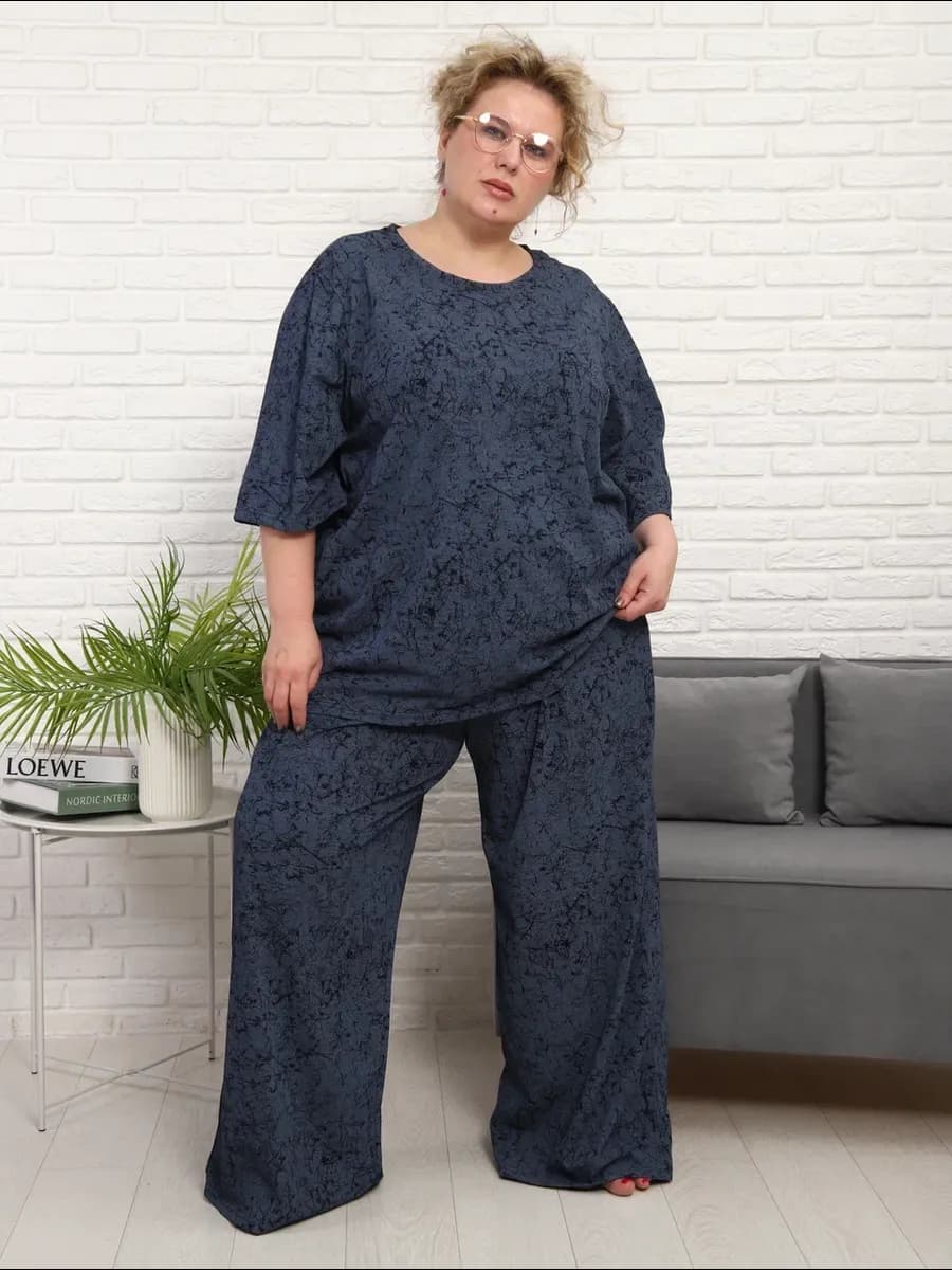 Костюм с брюками большого размера - фото 1