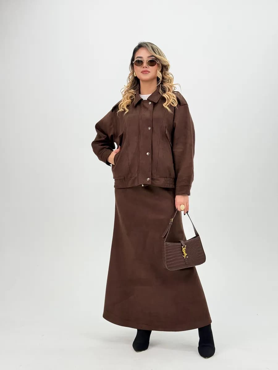 Трендовый осенний костюм двойка с юбкой