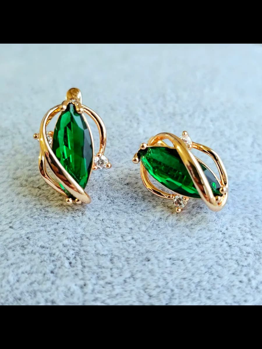 Серьги с крупным камнем Бижутерия золотистый