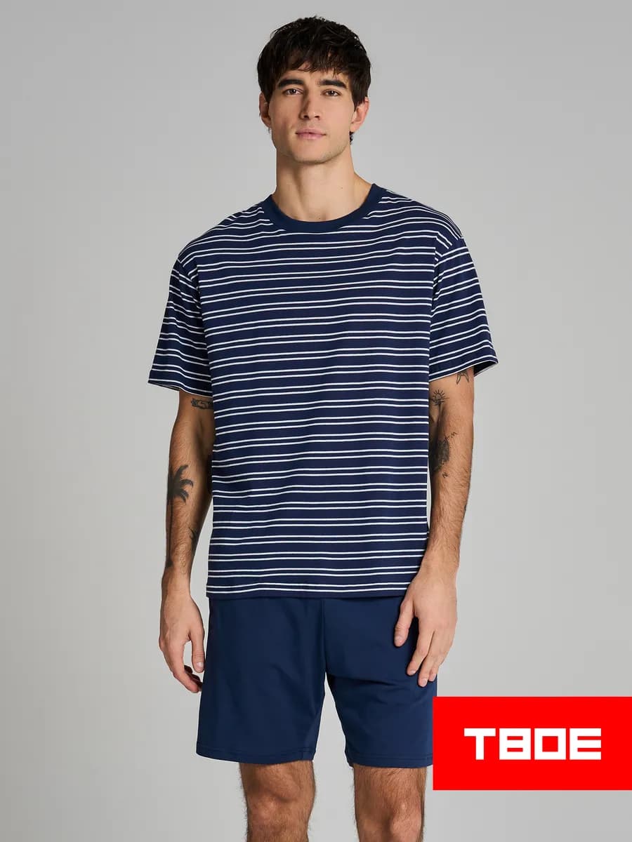 Пижама полосатая с шортами