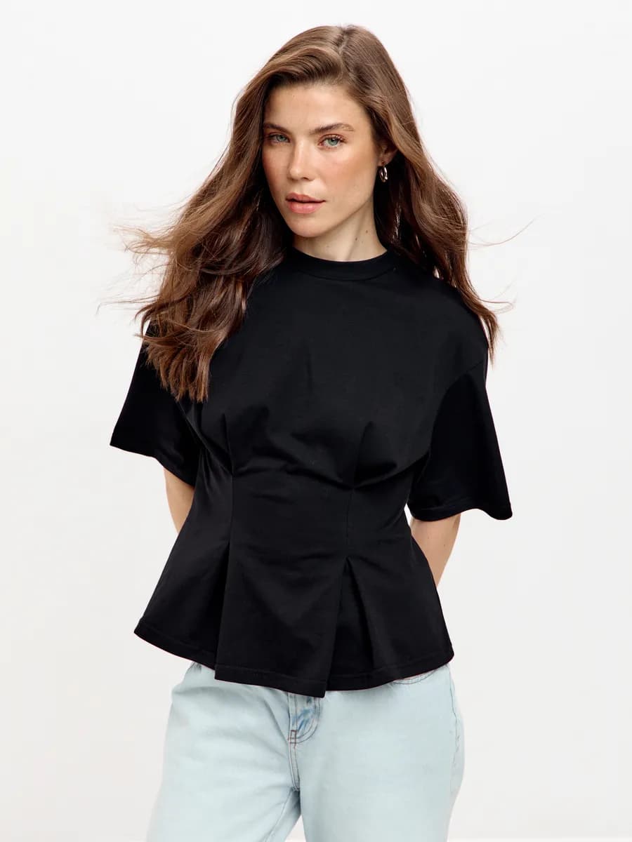 Блузка с баской