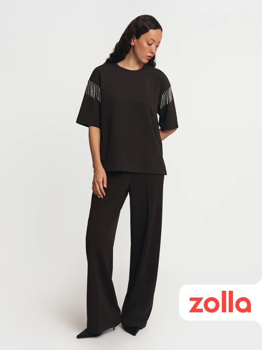 Женские прямые брюки на резинке стрелки