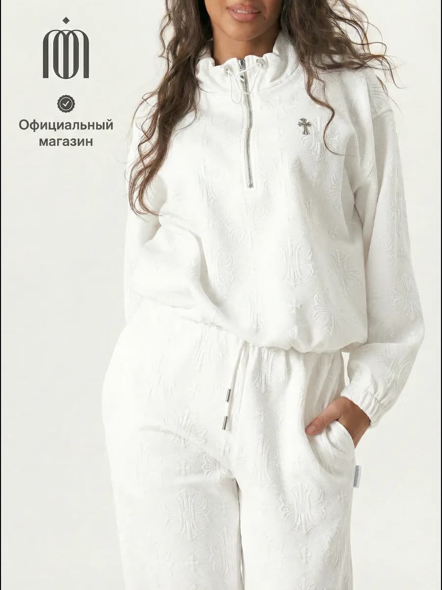 Спортивный костюм на молнии