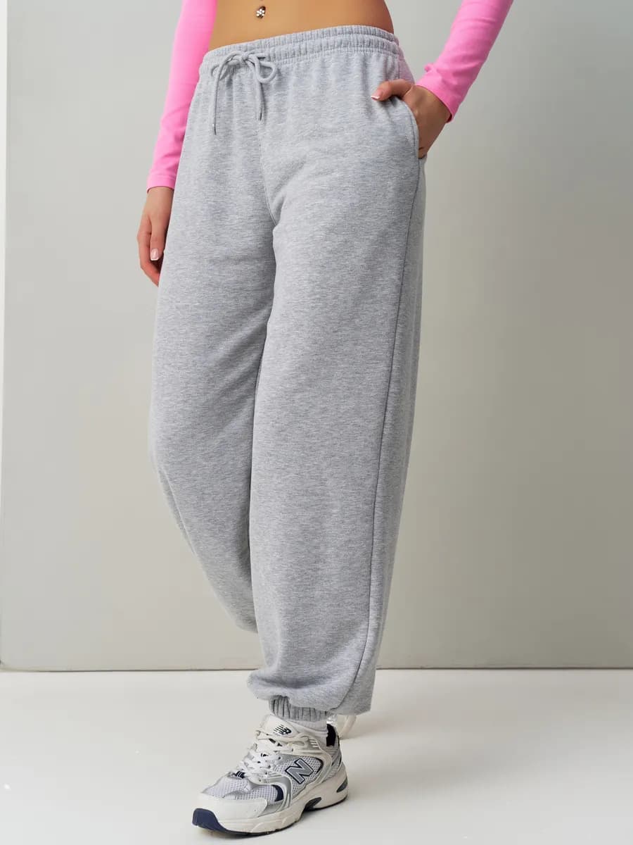 Спортивные штаны широкие джоггеры для танцев