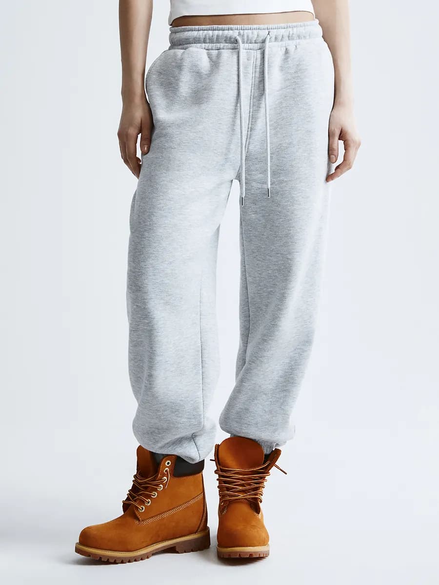 Брюки-джоггеры базовые трикотажные