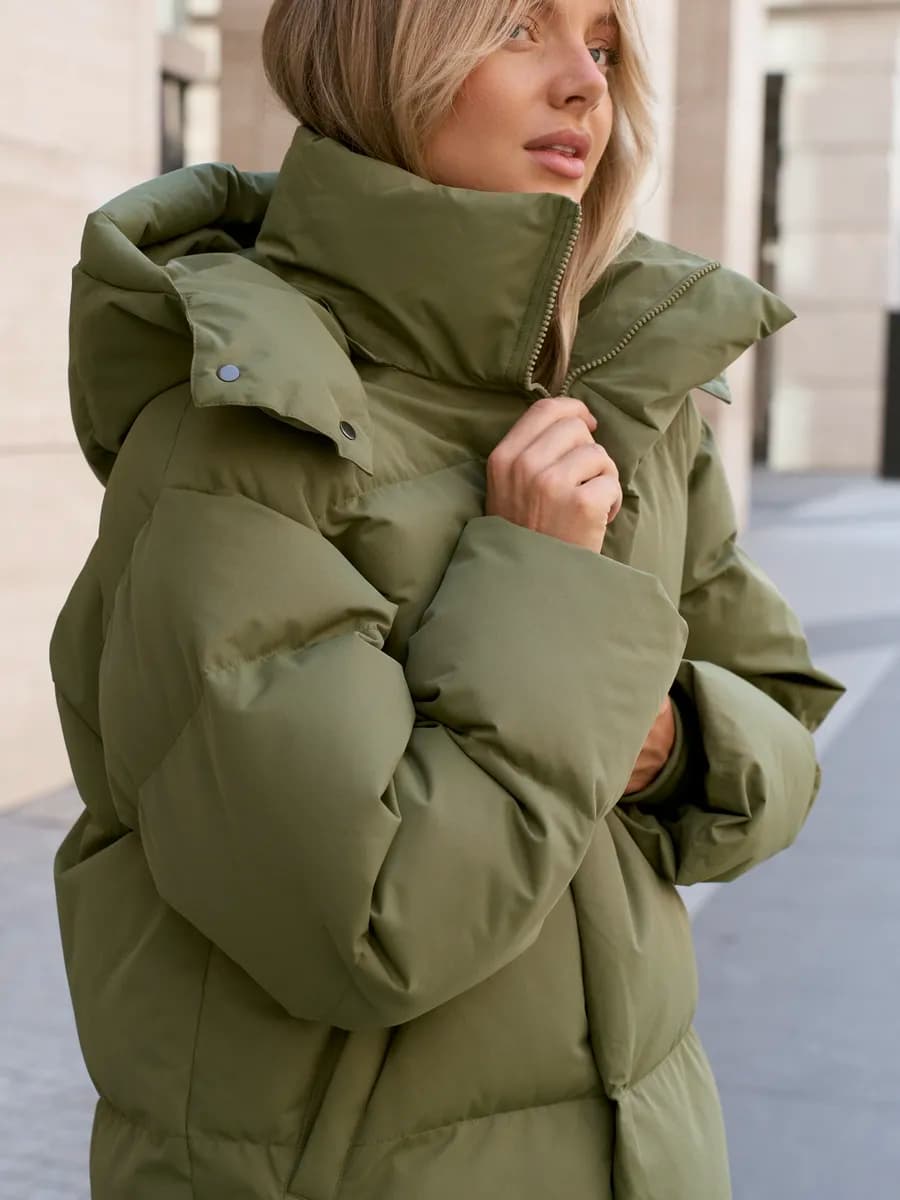 Куртка зимняя с капюшоном