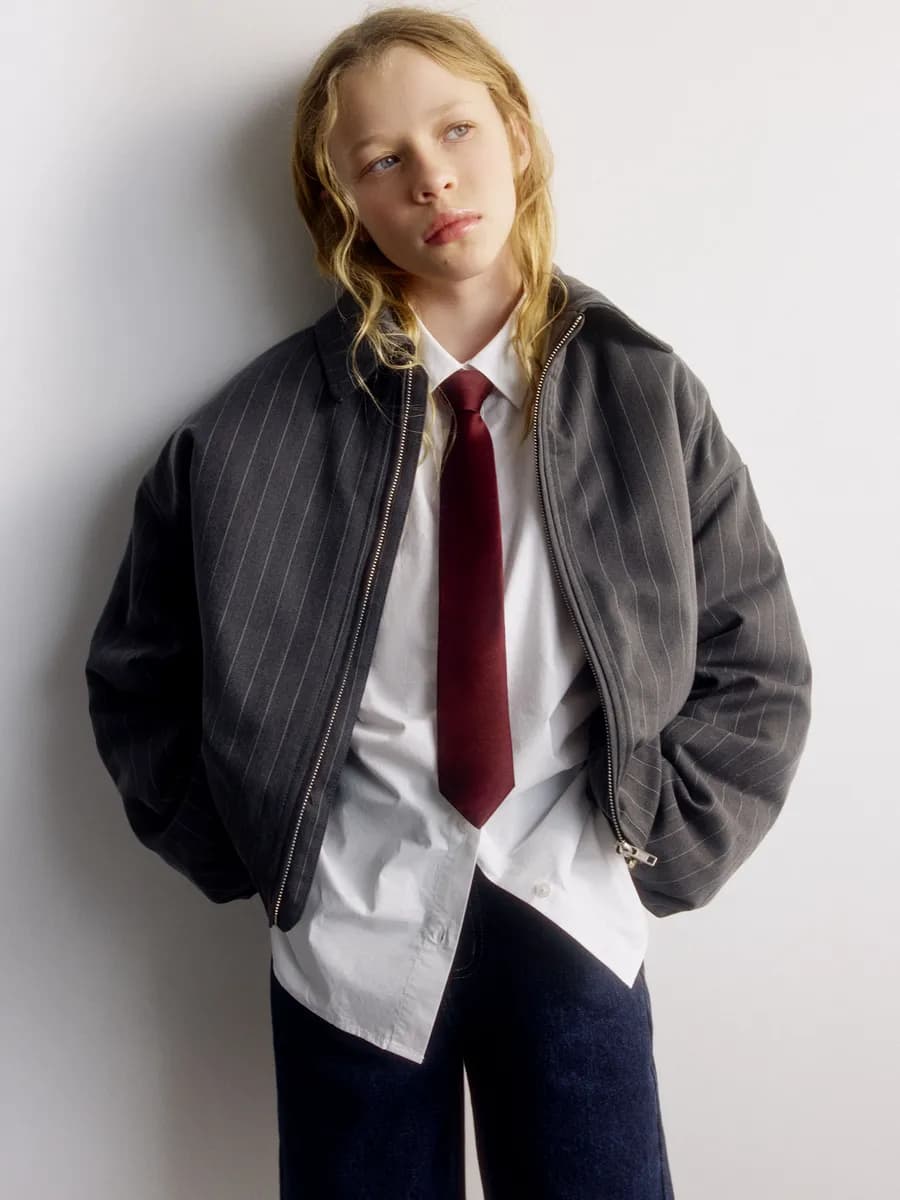 Куртка бомбер оверсайз в полоску с воротником