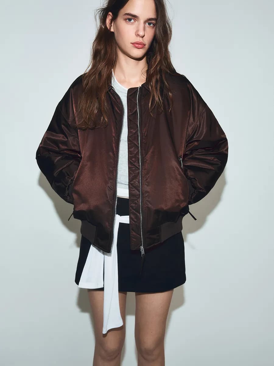 Куртка-бомбер с отложным воротником без капюшона