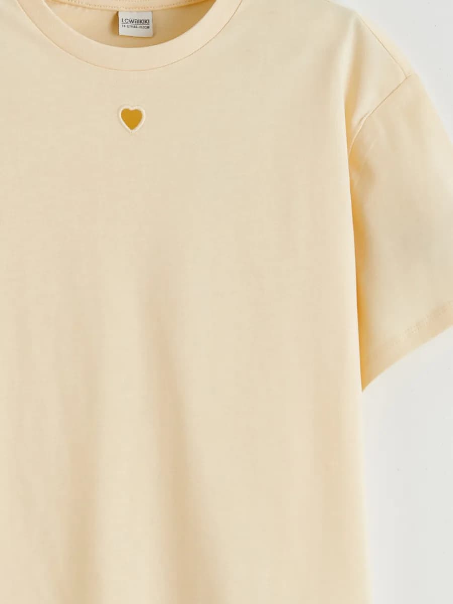 Девичья футболка