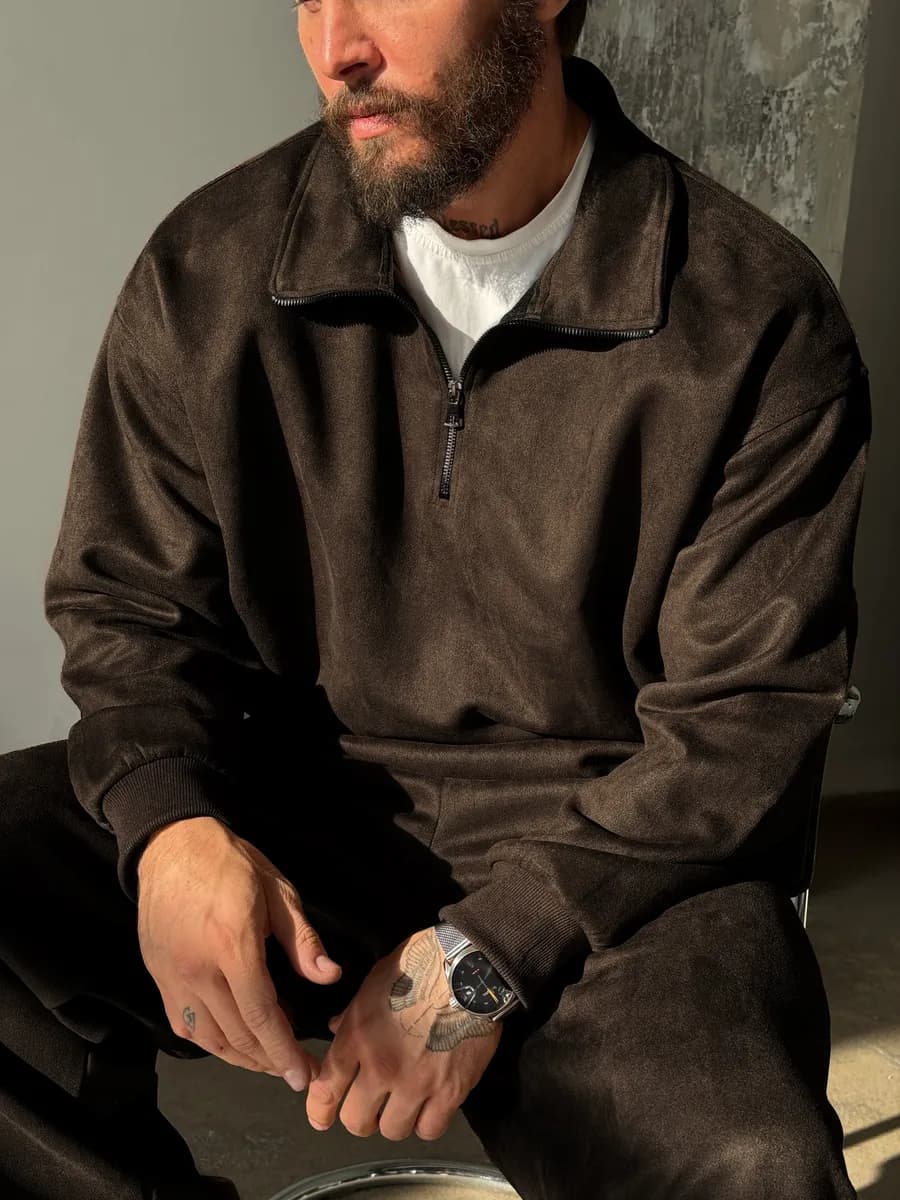 Костюм Casual с брюками замшевый